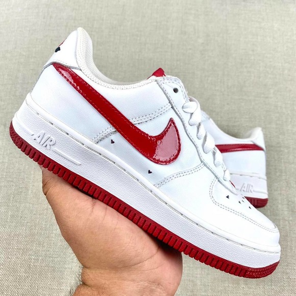 2006 Nike Air Force 1 Low “Vday”